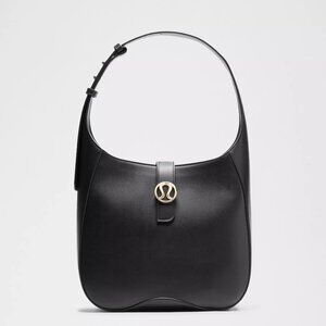 NWT Lululemon Shoulder Bag Leather Alternative Dust & Gift Bag Black MSRP $228